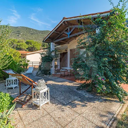 فيلة Villino - Goelba Nisporto