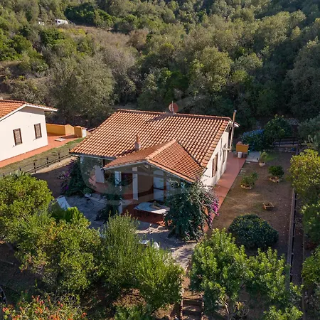 Villino - Goelba וילה Nisporto